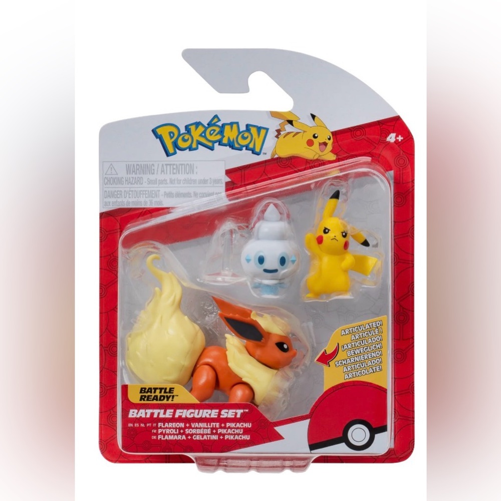 Pokemon Battle Figure Set with Pikachu and Flareon - Red and Yellow